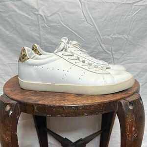 Gola Womens Classic Nova Leather Sneaker Size US10M EU41